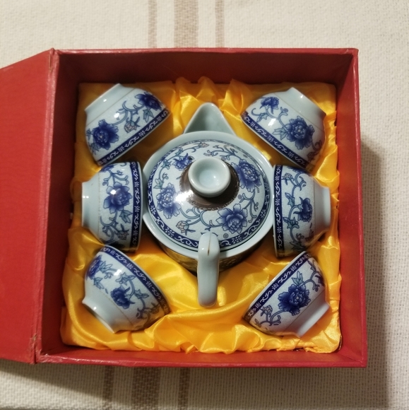 Authentic Chinese tea set